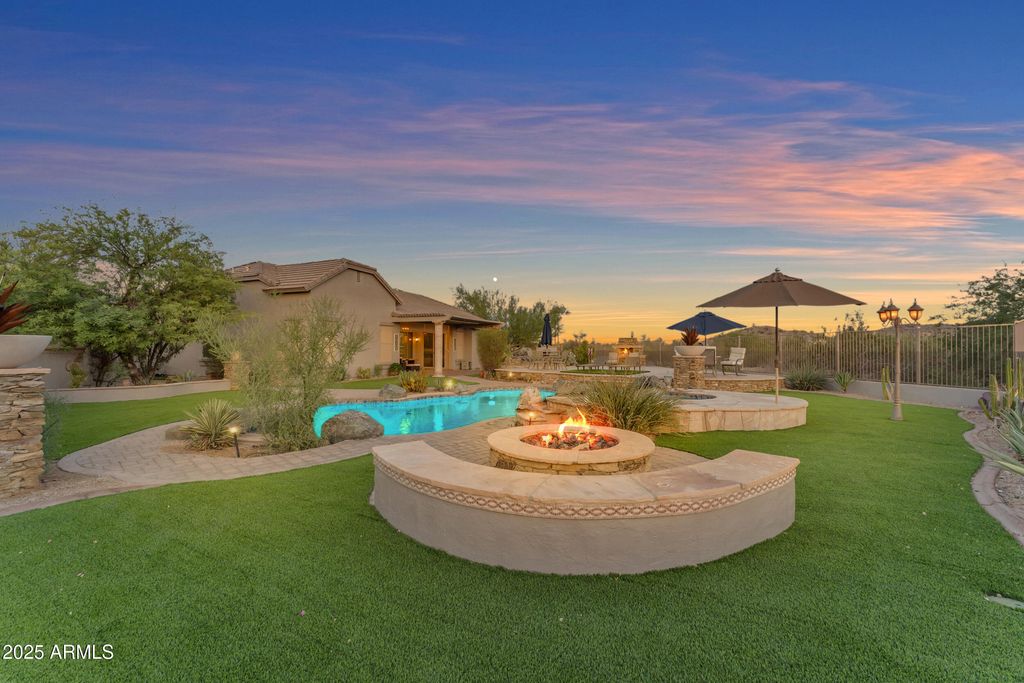 18199 W BUCKHORN Drive, Goodyear, AZ 85338