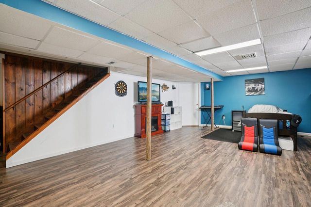 7254 S 38th STREET, Franklin, WI 53132