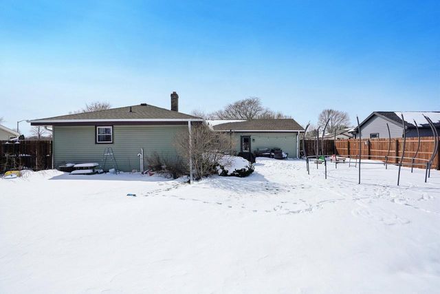 7254 S 38th STREET, Franklin, WI 53132