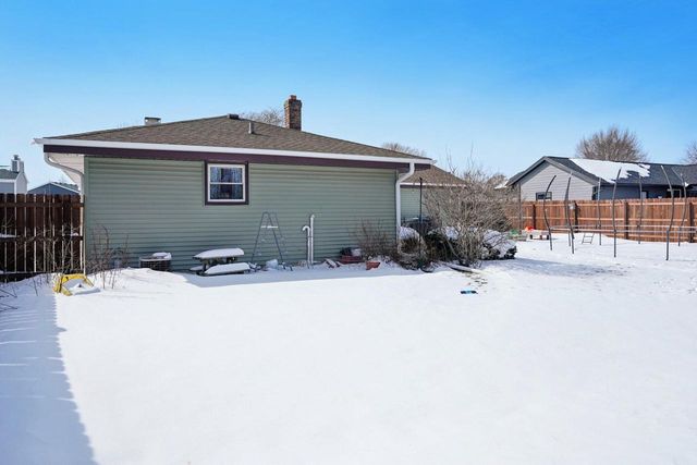 7254 S 38th STREET, Franklin, WI 53132