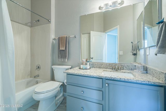7536 W Sand River Way, Tucson, AZ 85743