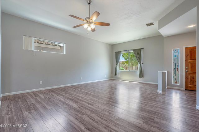 7536 W Sand River Way, Tucson, AZ 85743