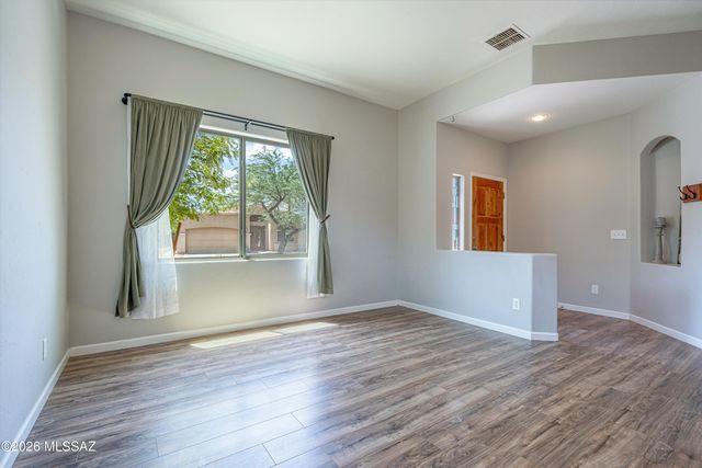 7536 W Sand River Way, Tucson, AZ 85743