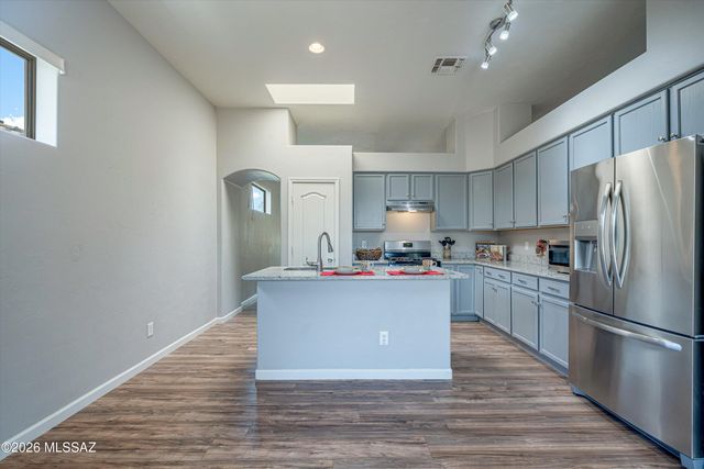 7536 W Sand River Way, Tucson, AZ 85743