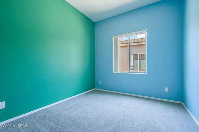7536 W Sand River Way, Tucson, AZ 85743