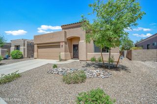 7536 W Sand River Way, Tucson, AZ 85743