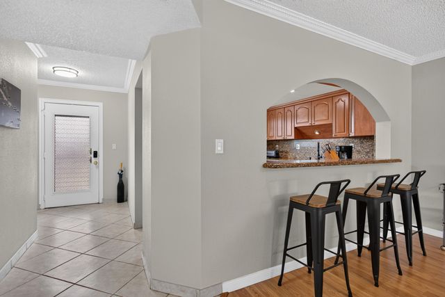 4975 E Sabal Palm Boulevard Apt 309, Tamarac, FL 33319