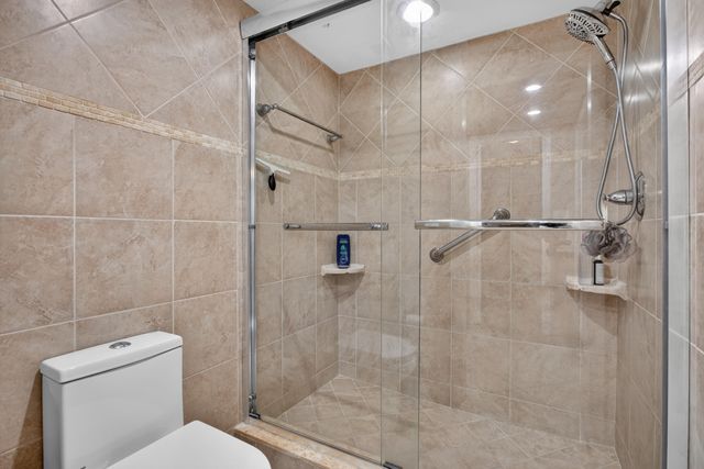 4975 E Sabal Palm Boulevard Apt 309, Tamarac, FL 33319