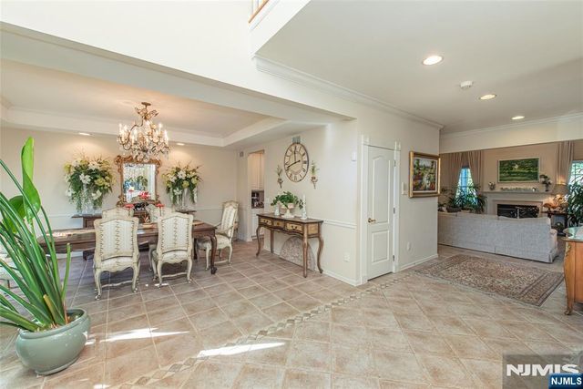 19 Coggins Lane, West Orange, NJ 07052