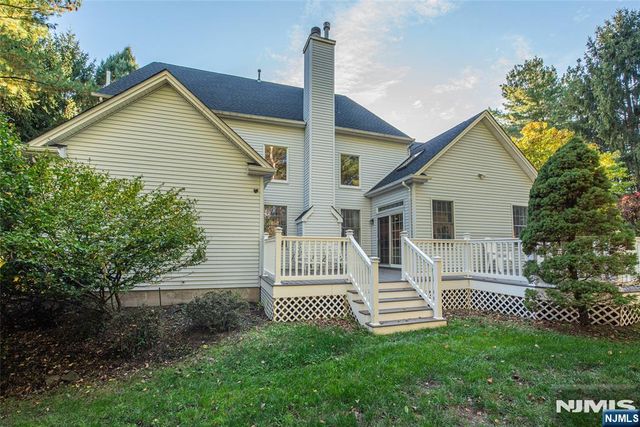19 Coggins Lane, West Orange, NJ 07052