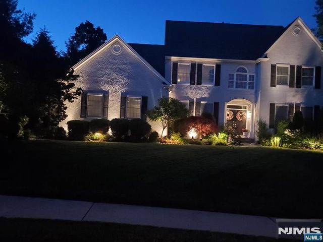 19 Coggins Lane, West Orange, NJ 07052