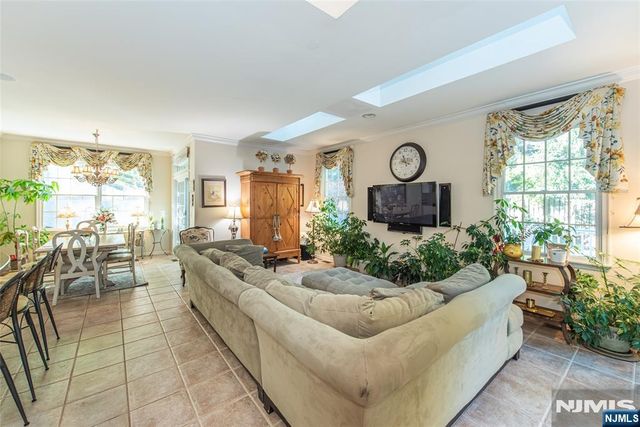 19 Coggins Lane, West Orange, NJ 07052