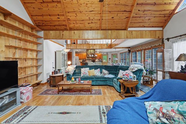 488 Dogwood Place, Hiawassee, GA 30546