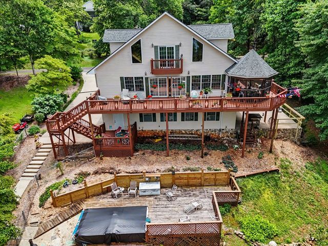 488 Dogwood Place, Hiawassee, GA 30546