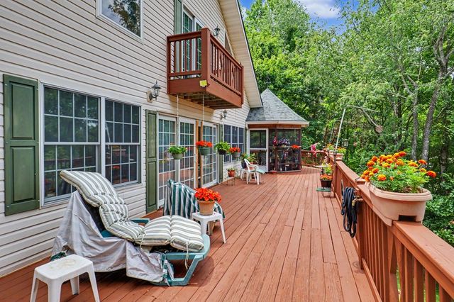 488 Dogwood Place, Hiawassee, GA 30546