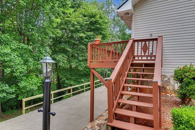 488 Dogwood Place, Hiawassee, GA 30546