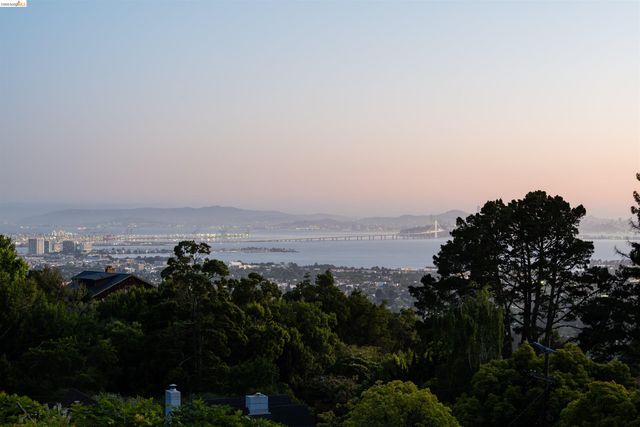 900 Euclid Ave, Berkeley, CA 94708