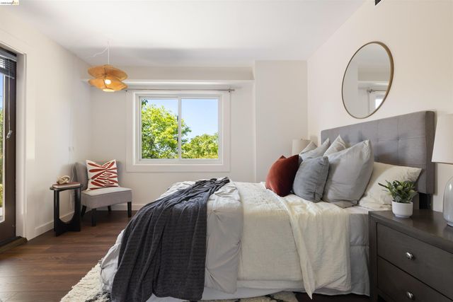 900 Euclid Ave, Berkeley, CA 94708