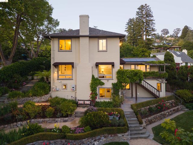 900 Euclid Ave, Berkeley, CA 94708