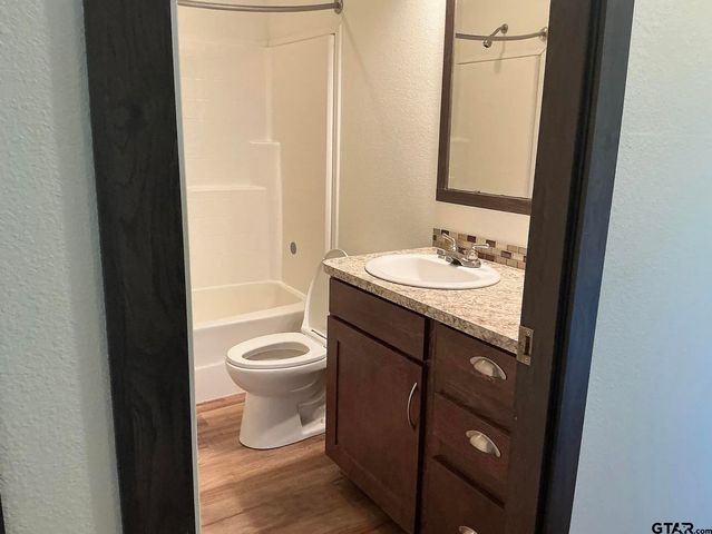 17284 County Road 1100, Flint, TX 75762