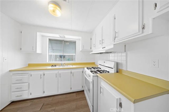 575 S Lyon 147, Hemet, CA 92543