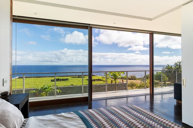 454 Hoolawa Rd, Haiku, HI 96708