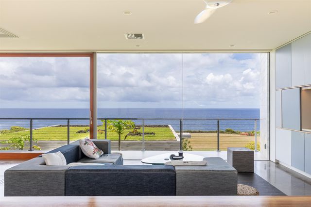 454 Hoolawa Rd, Haiku, HI 96708