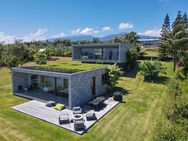 454 Hoolawa Rd, Haiku, HI 96708