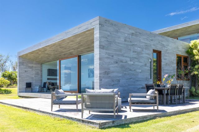 454 Hoolawa Rd, Haiku, HI 96708