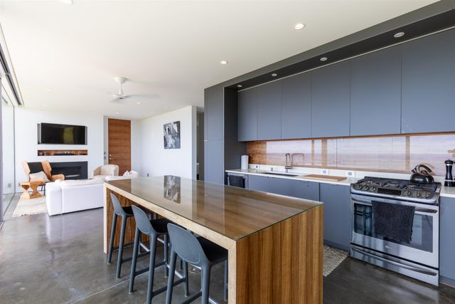 454 Hoolawa Rd, Haiku, HI 96708