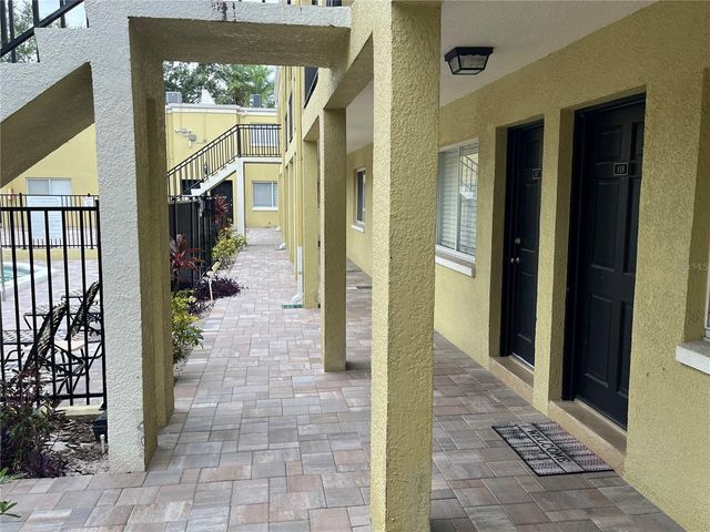 3206 W AZEELE STREET 118, Tampa, FL 33609