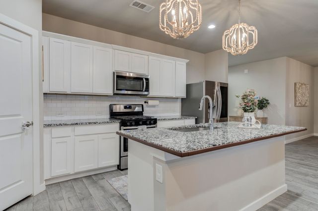 328 Ranger Street, Wolfforth, TX 79382