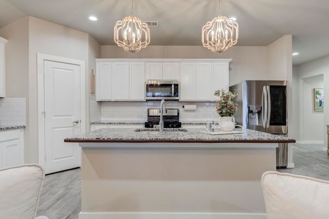 328 Ranger Street, Wolfforth, TX 79382