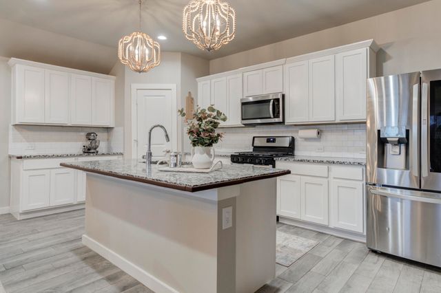 328 Ranger Street, Wolfforth, TX 79382