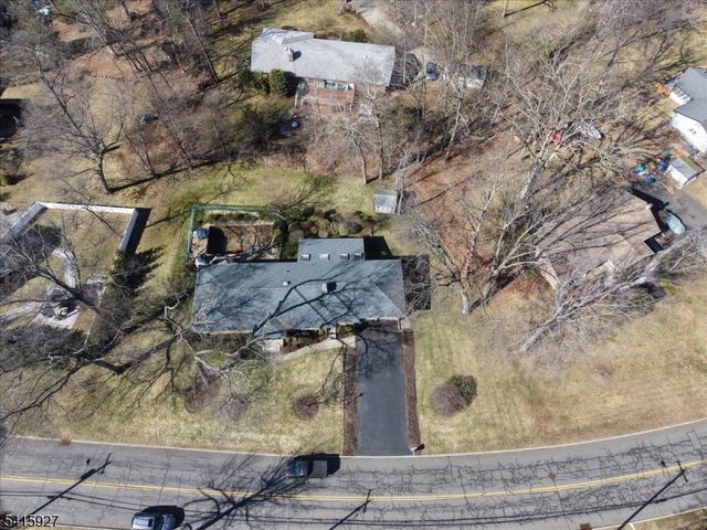 53 Woodmont Rd, Montville Twp., NJ 07058