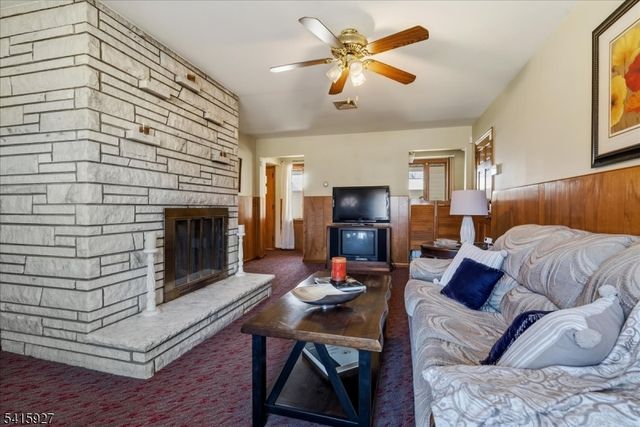 53 Woodmont Rd, Montville Twp., NJ 07058