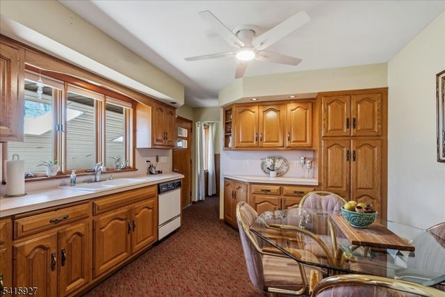 53 Woodmont Rd, Montville Twp., NJ 07058