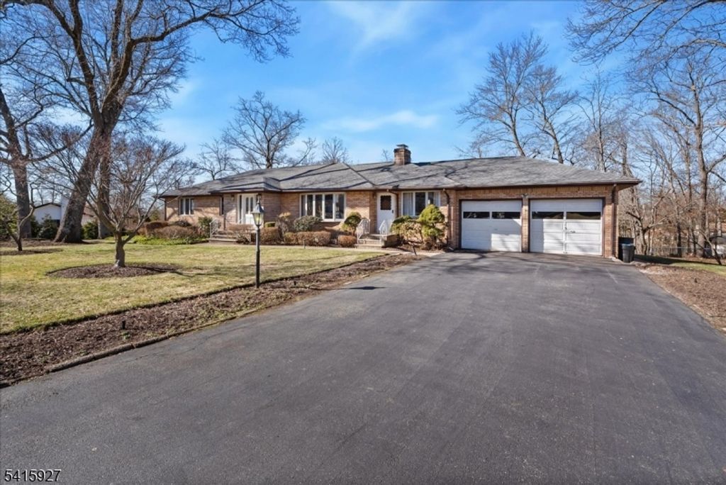 53 Woodmont Rd, Montville Twp., NJ 07058