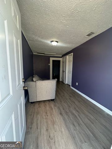 1675 Oak Street NE, Conyers, GA 30012