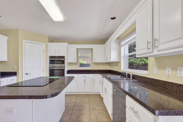 8888 Us Highway 441, Okeechobee, FL 34974