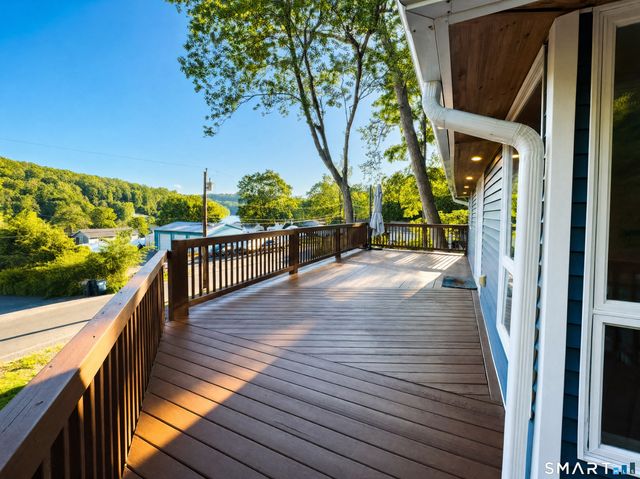 10 Lenape Trail, Southbury, CT 06488