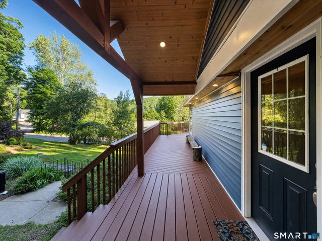 10 Lenape Trail, Southbury, CT 06488