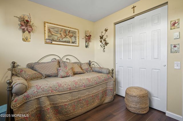 4 Aspen Plaza 4A, Monroe, NJ 08831