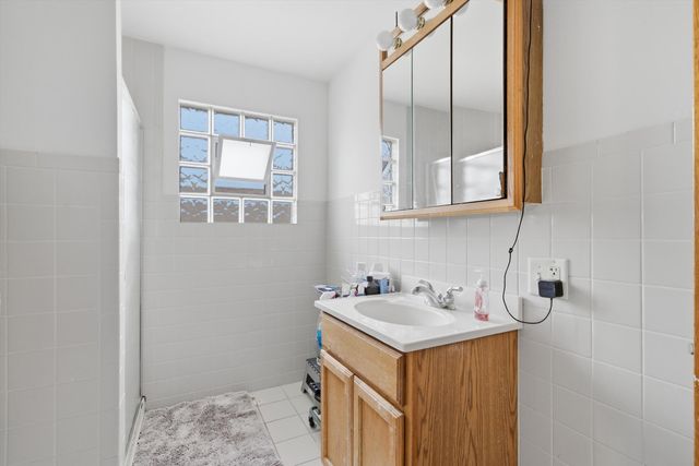 1839 S 22nd Avenue, Maywood, IL 60153