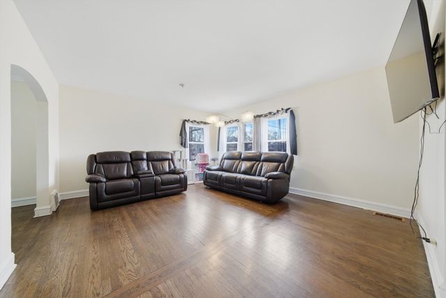 1839 S 22nd Avenue, Maywood, IL 60153