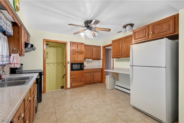 2494 Ardenwood Place, Austintown, OH 44515
