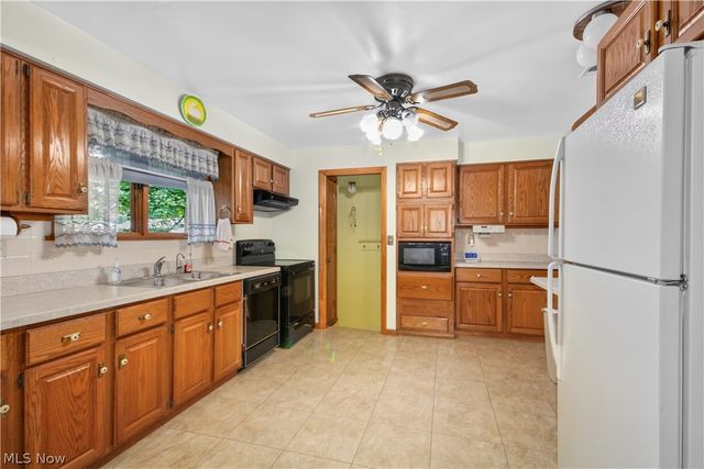 2494 Ardenwood Place, Austintown, OH 44515