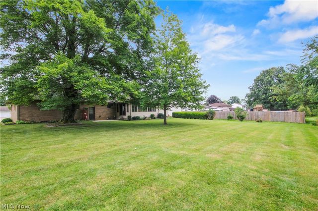 2494 Ardenwood Place, Austintown, OH 44515