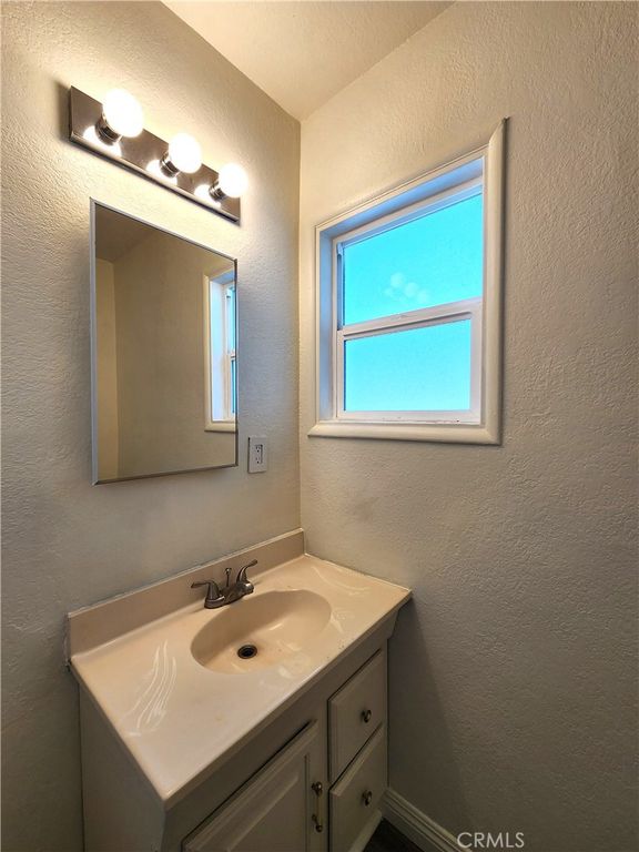 Image 7 of property listing at 4765 Harvard, Montclair, CA 91763