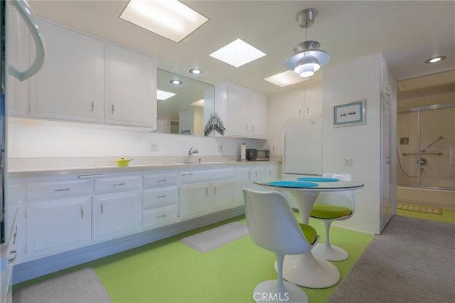13241 El Dorado Dr M9-206D, Seal Beach, CA 90740